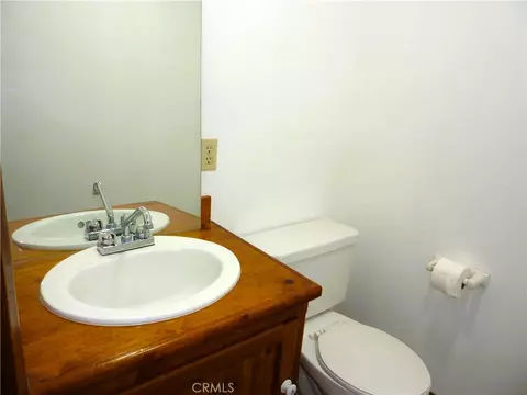 Bath - 21531 Sawpit Canyon Rd, Cedarpines Park, CA 92322 photo 7 of 8