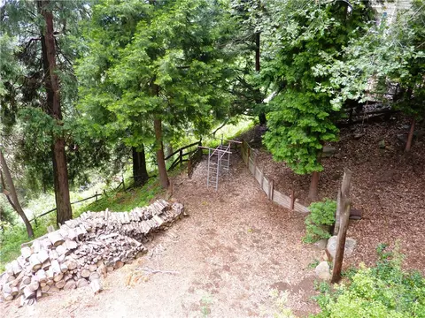Exterior - 21531 Sawpit Canyon Rd, Cedarpines Park, CA 92322 photo 15 of 25