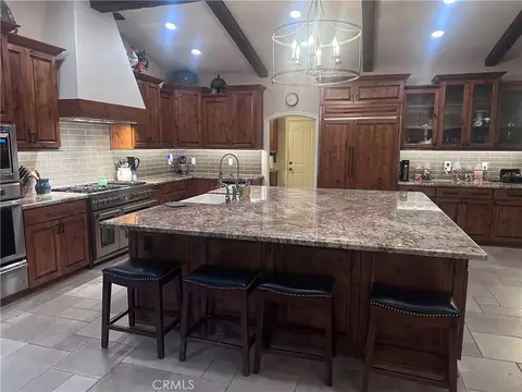 Kitchen - 18550 Eucalyptus, Hesperia, CA 92345 photo 2 of 2