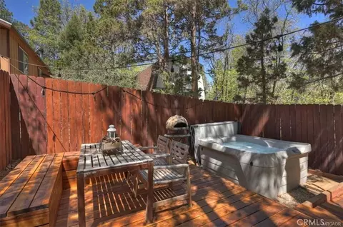 Exterior - 756 Cedar, Sugarloaf, CA 92386 photo 7 of 10