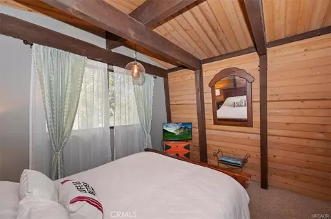 Bedroom - 756 Cedar, Sugarloaf, CA 92386 photo 3 of 6