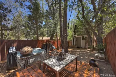 Exterior - 756 Cedar, Sugarloaf, CA 92386 photo 6 of 10