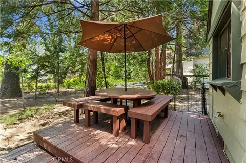 Exterior - 238 Maple Dr, Lake Arrowhead, CA 92352 photo 4 of 8