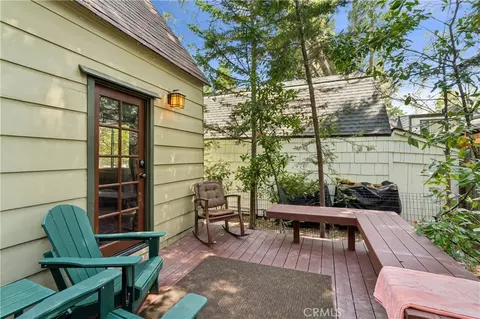 Exterior - 238 Maple Dr, Lake Arrowhead, CA 92352 photo 1 of 8