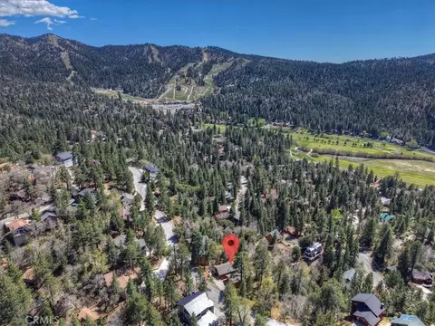 View/Area - 764 Menlo, Big Bear Lake, CA 92315 photo 7 of 9