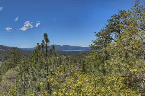 View/Area - 764 Menlo, Big Bear Lake, CA 92315 photo 6 of 9