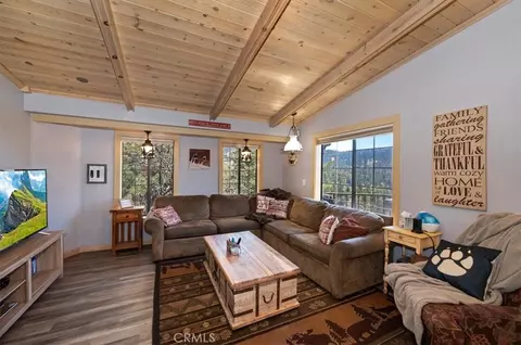 Living - 764 Menlo, Big Bear Lake, CA 92315 photo 2 of 4