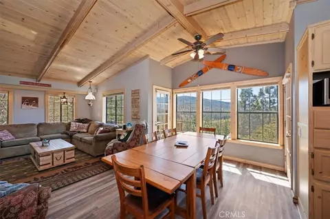 Dining - 764 Menlo, Big Bear Lake, CA 92315 photo 4 of 5