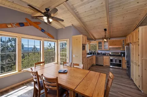 Dining - 764 Menlo, Big Bear Lake, CA 92315 photo 5 of 5