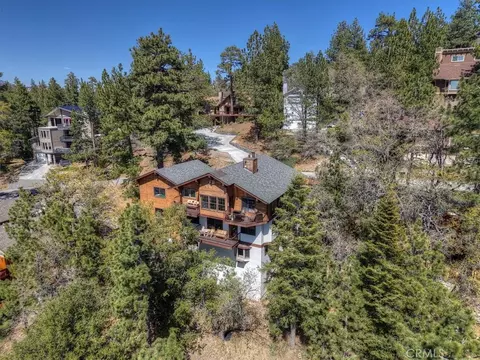 View/Area - 764 Menlo, Big Bear Lake, CA 92315 photo 2 of 9