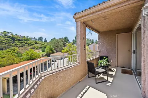 2500 San Gabriel Way #306, Corona, CA 92882