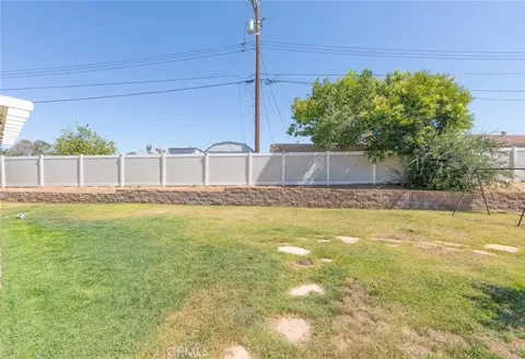 Exterior - 33852 Glenoaks, Yucaipa, CA 92399 photo 7 of 12