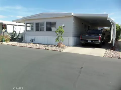 655 E Main St #78, San Jacinto, CA 92583 photo 2