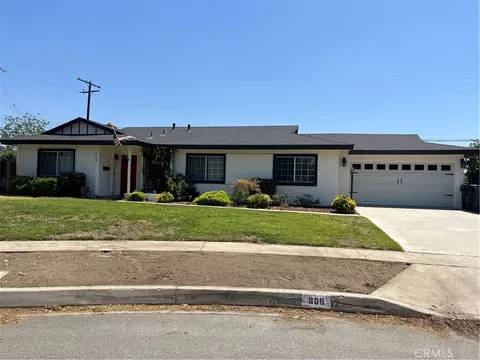 608 Falcon Ln, Redlands, CA 92374