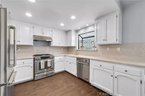 Kitchen - 6225 Cliff Ct, Riverside, CA 92506 photo 2 of 3