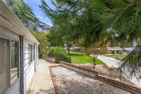 Exterior - 11965 Peach Tree, Yucaipa, CA 92399 photo 5 of 10