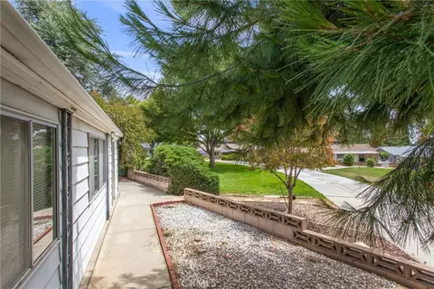 Exterior - 11965 Peach Tree, Yucaipa, CA 92399 photo 7 of 12