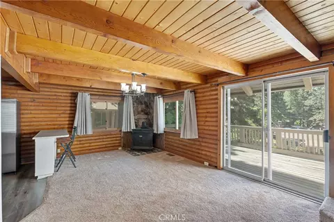 Living - 31041 Wild Oak, Running Springs, CA 92382 photo 3 of 4
