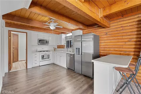 Kitchen - 31041 Wild Oak, Running Springs, CA 92382 photo 1 of 3