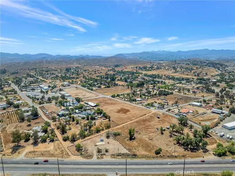 27520 State Highway 74, Perris, CA 92570 photo 7