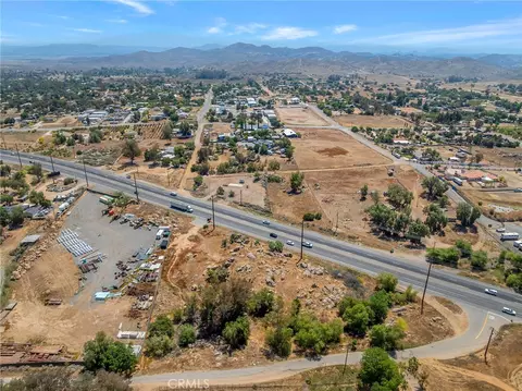 27520 State Highway 74, Perris, CA 92570 photo 9