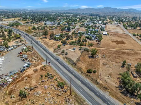 27520 State Highway 74, Perris, CA 92570 photo 10