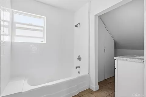 Bath - 745 E Holt, Ontario, CA 91761 photo 1 of 2