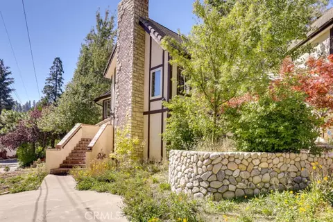 Other - 196 Hillcrest Ct, Lake Arrowhead, CA 92352 photo 1 of 6