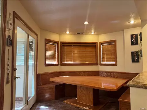 Other - 196 Hillcrest Ct, Lake Arrowhead, CA 92352 photo 2 of 6