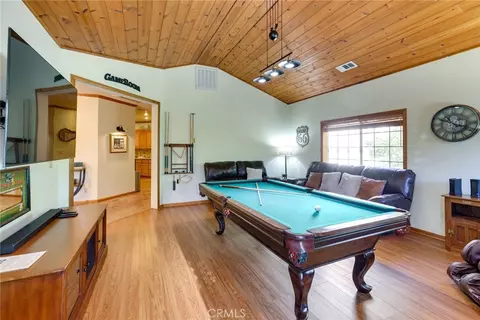 Other - 196 Hillcrest Ct, Lake Arrowhead, CA 92352 photo 3 of 6