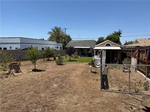 Exterior - 7237 Olive St, Highland, CA 92346 photo 6 of 7