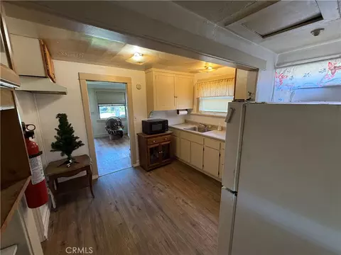 Entry Way - 7237 Olive St, Highland, CA 92346 photo 1 of 2