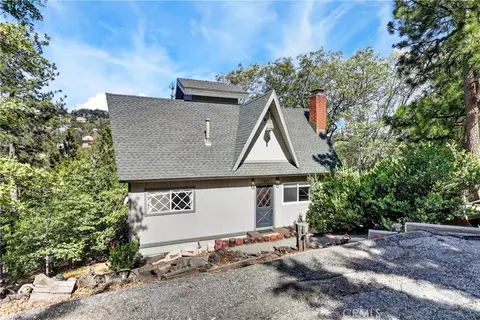 Exterior - 1341 Calgary Dr, Lake Arrowhead, CA 92352 photo 6 of 8