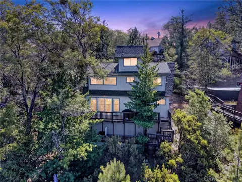 Exterior - 1341 Calgary Dr, Lake Arrowhead, CA 92352 photo 5 of 8