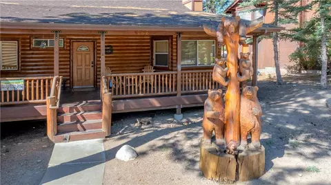 Exterior - 166 N Teakwood Dr, Big Bear Lake, CA 92315 photo 3 of 10