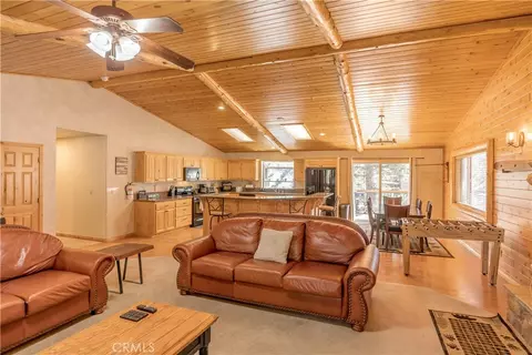 Living - 166 N Teakwood Dr, Big Bear Lake, CA 92315 photo 3 of 4