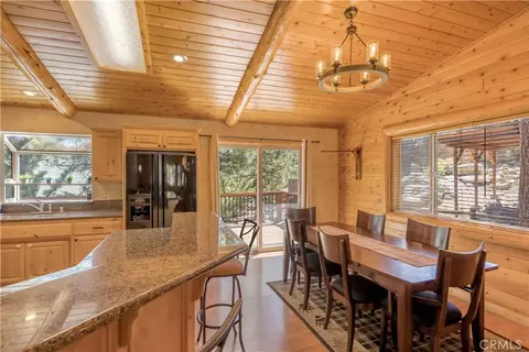 Dining - 166 N Teakwood Dr, Big Bear Lake, CA 92315 photo 1 of 2