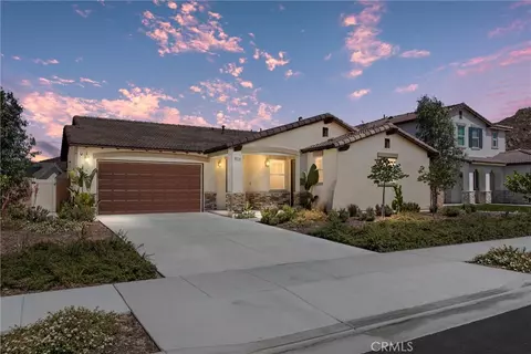 1216 Flagstone Ln, Hemet, CA 92545