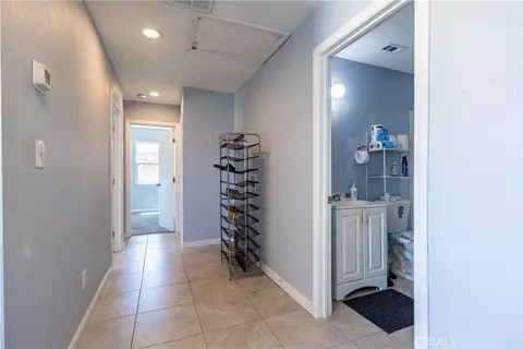Entry Way - 1434 Mesa, Barstow, CA 92311 photo 2 of 2
