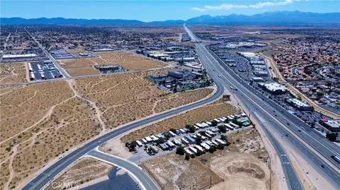 1 Mariposa Rd, Victorville, CA 92395
