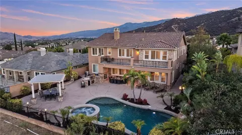 8114 Soft Winds Dr, Corona, CA 92883