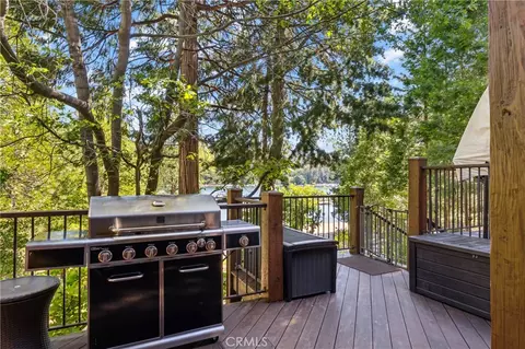 Exterior - 27596 High Knl, Lake Arrowhead, CA 92352 photo 3 of 6