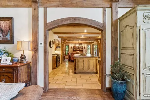 Entry Way - 27596 High Knl, Lake Arrowhead, CA 92352 photo 1 of 12