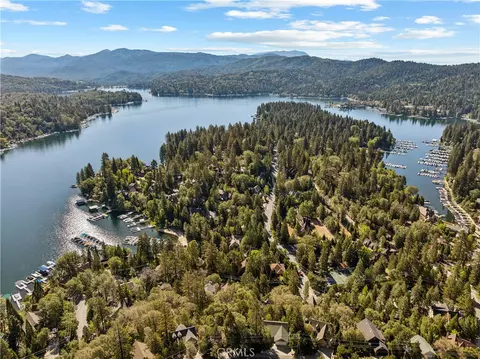 View/Area - 27596 High Knl, Lake Arrowhead, CA 92352 photo 2 of 2