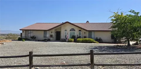 15984 Tinta Rd, Apple Valley, CA 92307