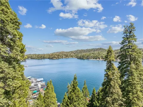 View/Area - 28901 Palisades Dr, Lake Arrowhead, CA 92352 photo 1 of 3