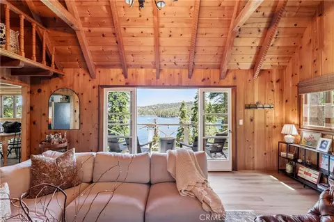Living - 28901 Palisades Dr, Lake Arrowhead, CA 92352 photo 10 of 10