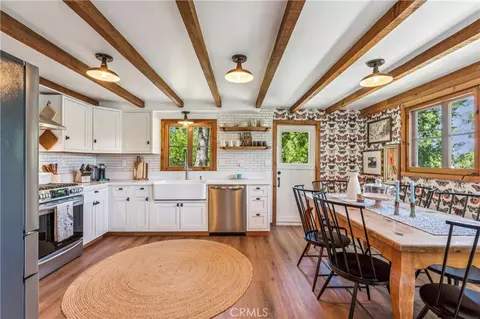 Kitchen - 28901 Palisades Dr, Lake Arrowhead, CA 92352 photo 1 of 4
