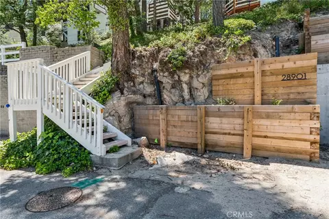 Exterior - 28901 Palisades Dr, Lake Arrowhead, CA 92352 photo 8 of 9