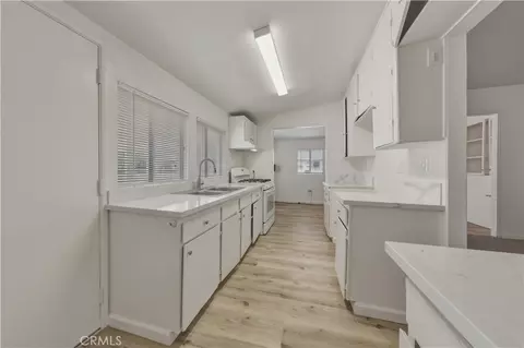Entry Way - 7888 Lankershim Ave, Highland, CA 92346 photo 1 of 3